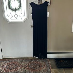NWT Vince Camuto size M long dress